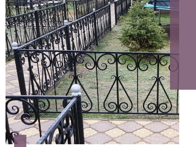 Кованые газонные ограждения под ключ в Мелеузе